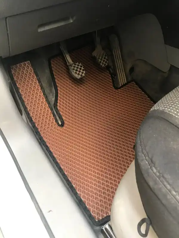 Alegerea clienților - Volkswagen Caddy 2015-2020 Covorase EVA (caramiziu)