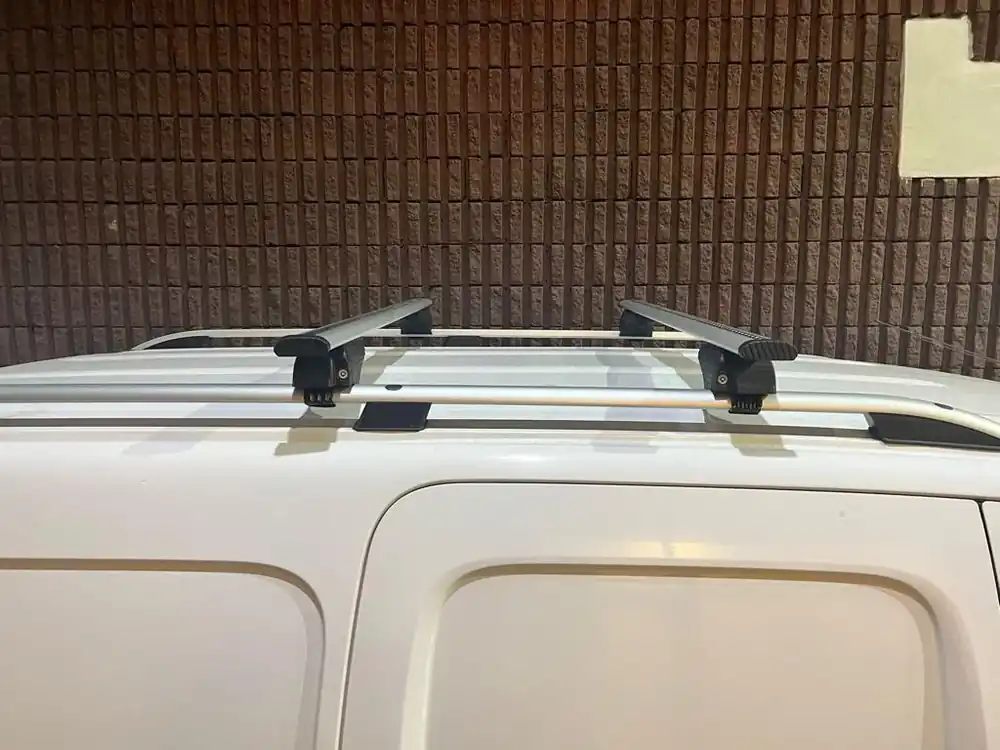Alegerea clienților - Renault Clio IV 2012-2019 Bare transversale portbagaj pentru bare longitudinale standard cu cheie Wizard V1 (2 buc)